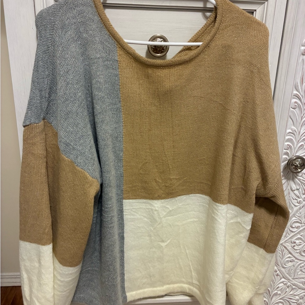 Amazon Crewneck Sweater in Tan, Gray & Cream